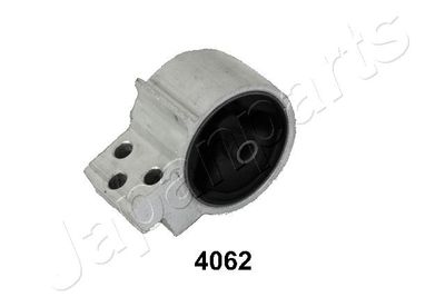 Piekare, Dzinējs JAPANPARTS RU-4062