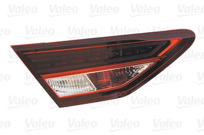 Aizmugurējais lukturis VALEO 045116