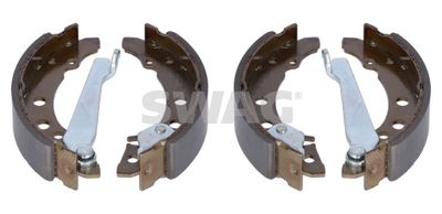 Комплект тормозных колодок SWAG 30 90 8202