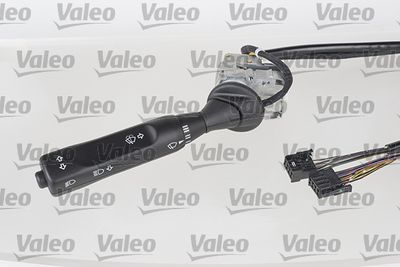 Slēdzis uz stūres statnes VALEO 645140
