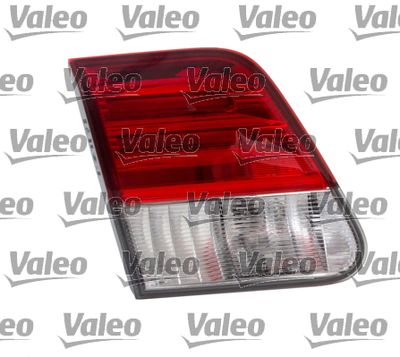 Aizmugurējais lukturis VALEO 044908