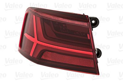 Aizmugurējais lukturis VALEO 047010