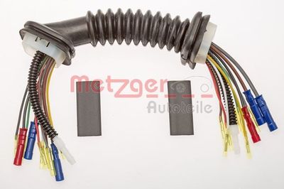 Vadu remkomplekts, Bagāžas nod. vāks METZGER 2320076