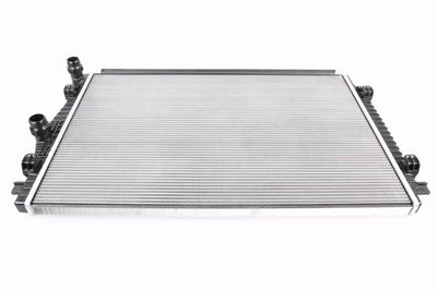 Радиатор, охлаждение двигателя VEMO V15-60-6056