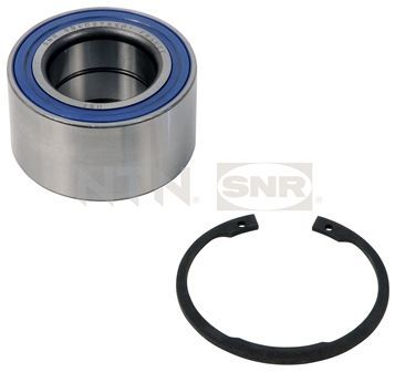 Комплект подшипника ступицы колеса SNR R151.26