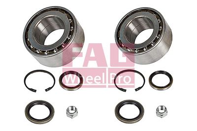 Комплект подшипника ступицы колеса Schaeffler FAG 713 8066 10