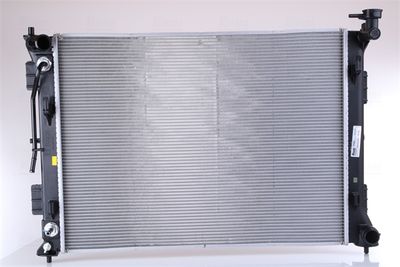 Радиатор, охлаждение двигателя NISSENS 675055